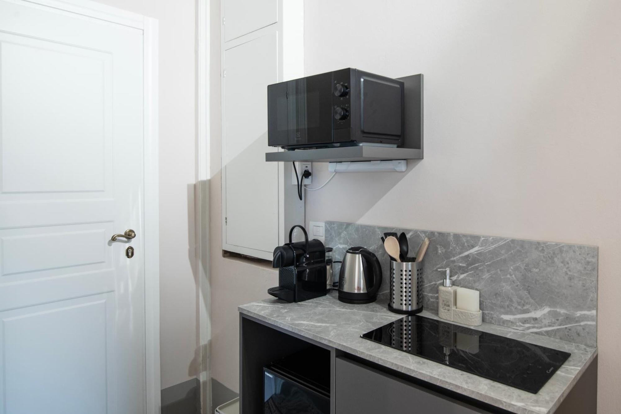 Buonarroti Boutique Apartment ฟลอเรนซ์ ภายนอก รูปภาพ